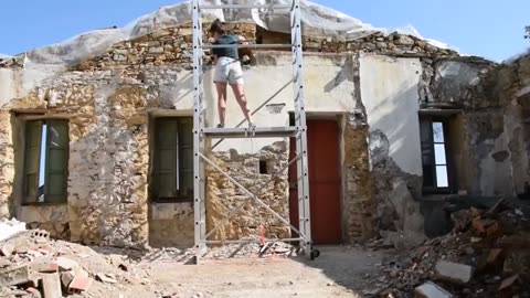#47 We love it! Second coat of hemp and lime plaster in the rooms - Renovating a ruin in Italy