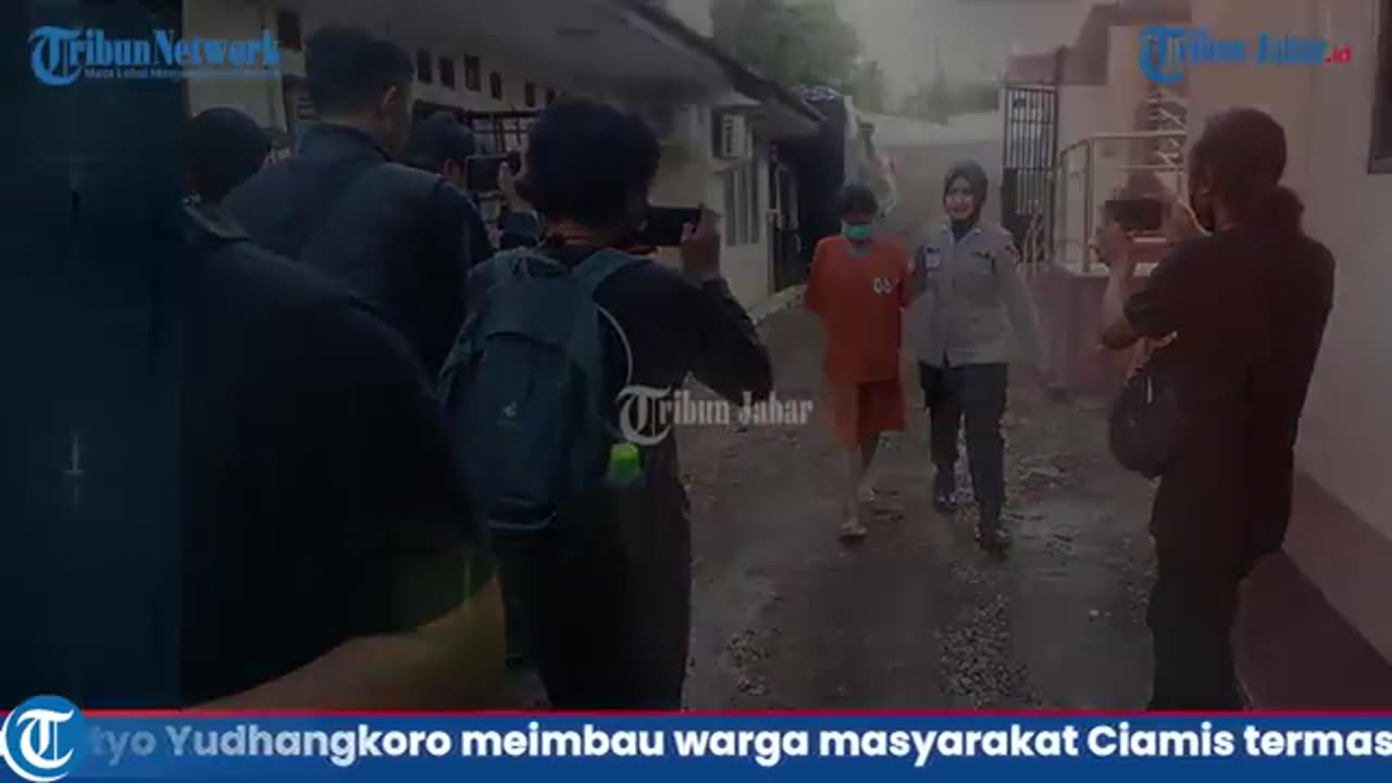 Curiga anaknya banyak duit