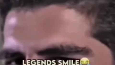 Normal people’s smile vs legend’s smile