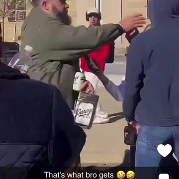 Jason Kelce slams Penn State student's phone on the ground