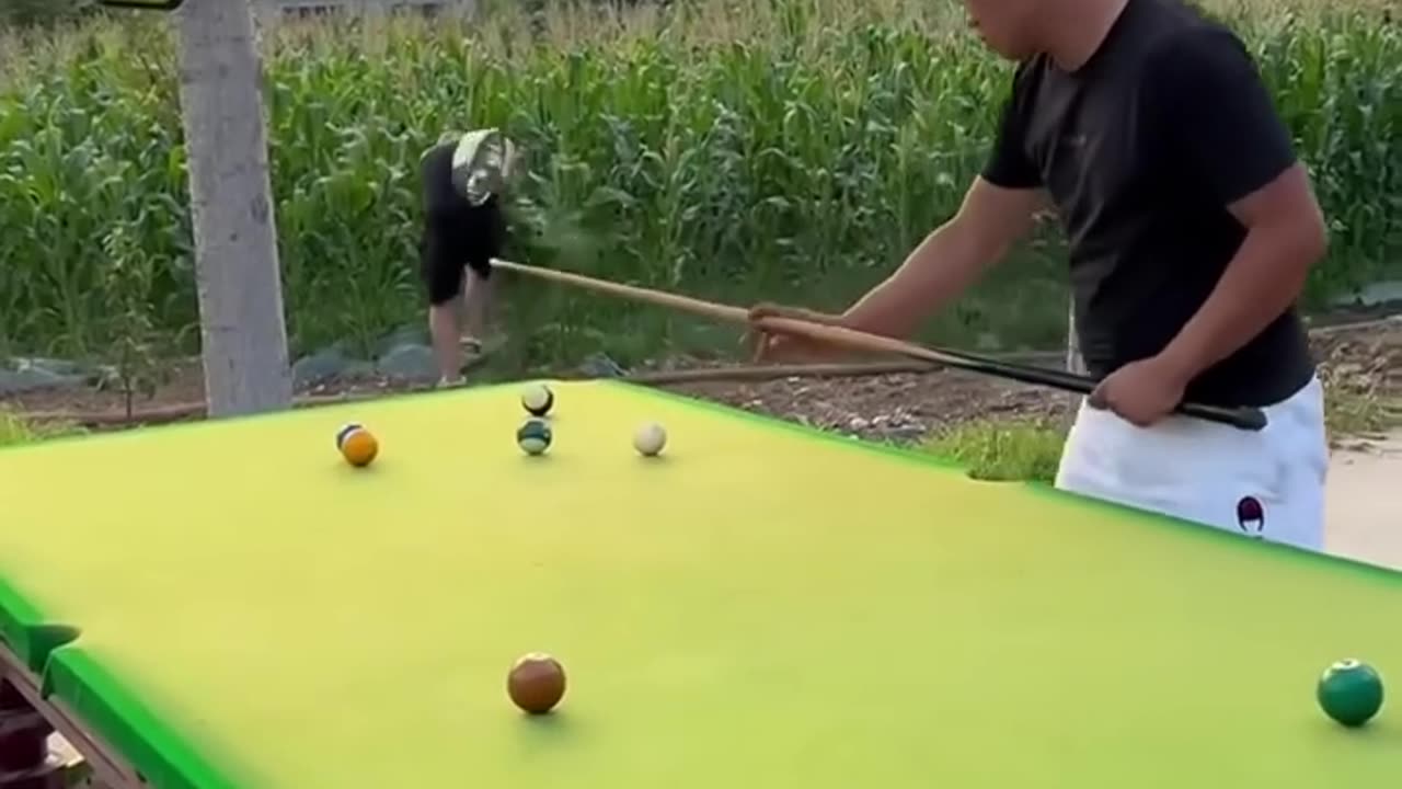 Funny video of 8 ball pool