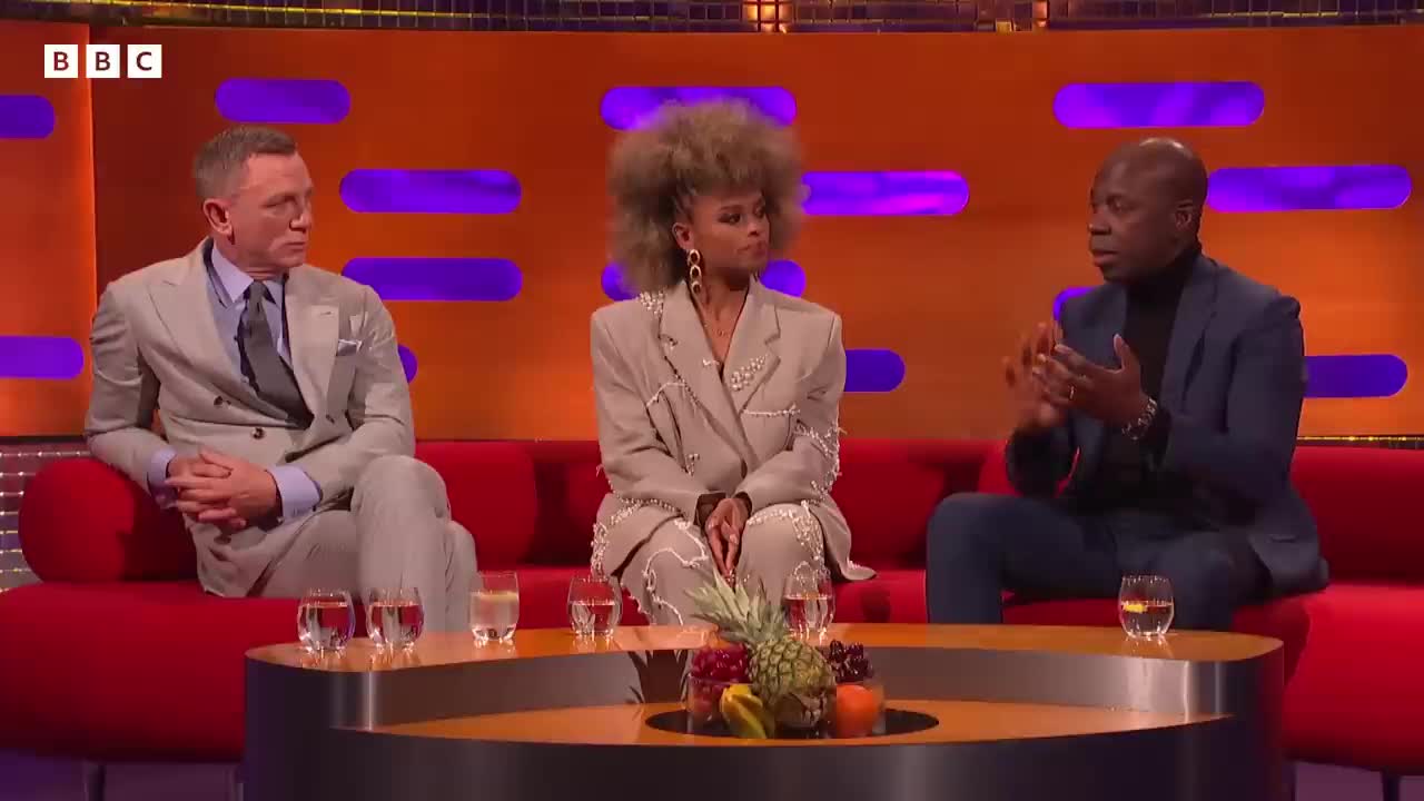 Clive Myrie had a pretty dramatic trip to Ukraine @The Graham Norton Show ⭐️ BBC