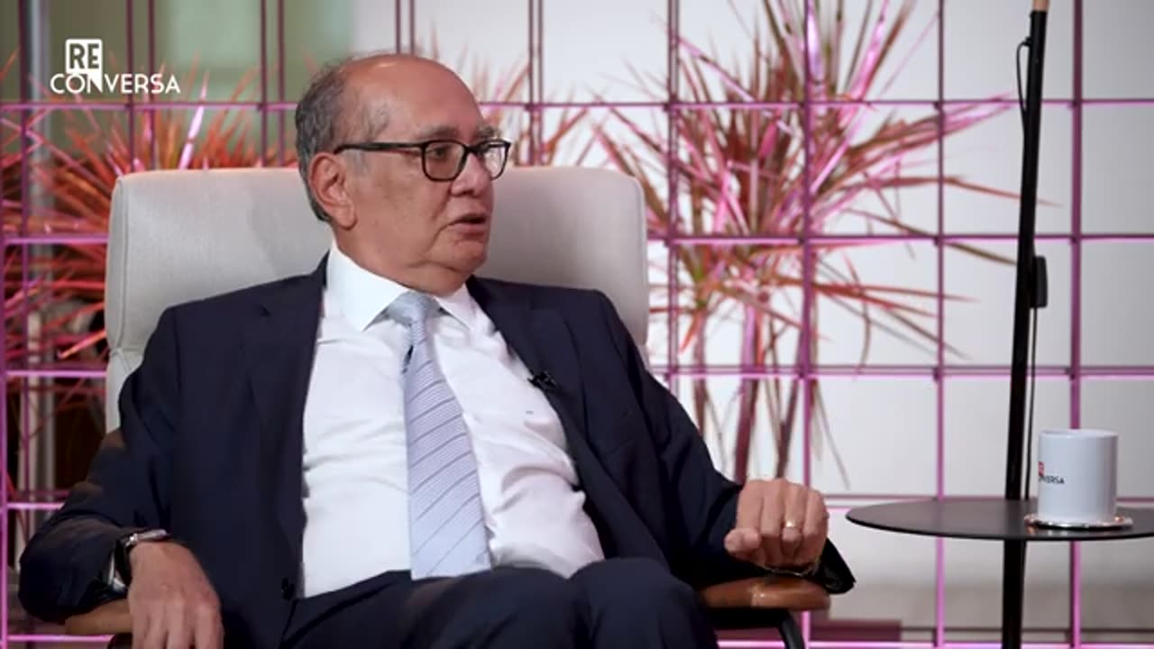 Gilmar Mendes discute incompetência de Moro na Lava Jato, ativismo judicial e STF