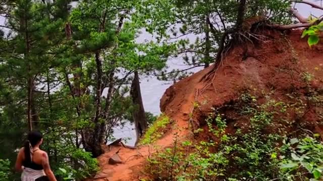 The coolest hike in theMidwest with the best viewof Lake Superior!