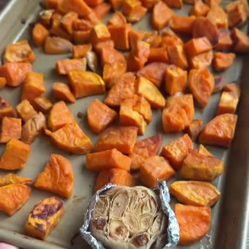 Sweet & Spicy Sweet Potato White Bean Dip