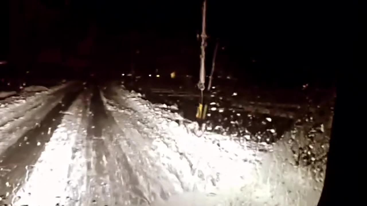 Kashmir offroad during snowfall