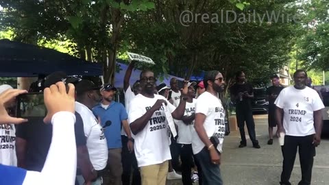 FULTON COUNTY COPS HECKLED BY BLACKS FOR TRUMP SUPPORTERS