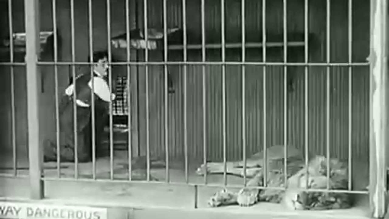 Charlie Chaplin funny moments