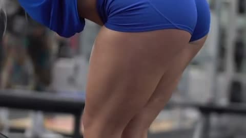 LADY BACK EXERCISE || GYM Lady became beast while exercise
