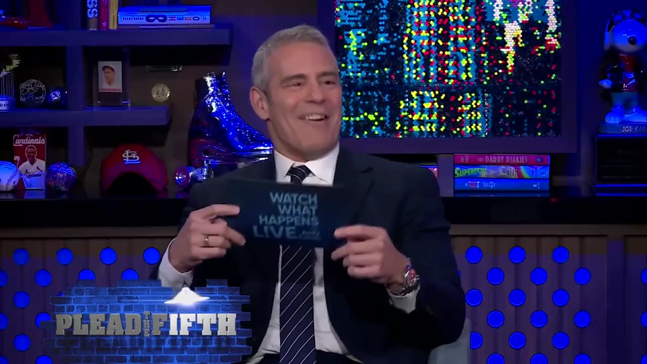 Jane Fonda Names Director Who 'Wanted To Go To Bed' With Her To Preview Her Orgasm