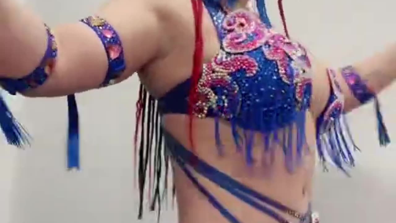 Latin Sexy Belly Dance