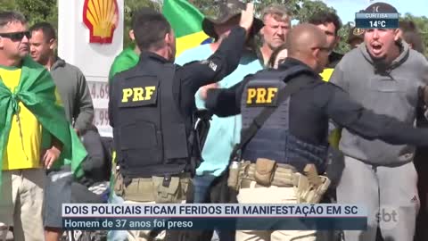 Manifestantes bolsonaristas atacam viaturas no Pará | SBT Brasil (07/11/22)