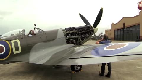 Spitfire MK XVI - First Engine Run in 17 Years!