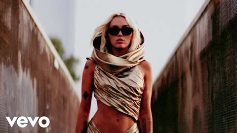 Miley Cyrus - Flowers (Official Music Video) HD