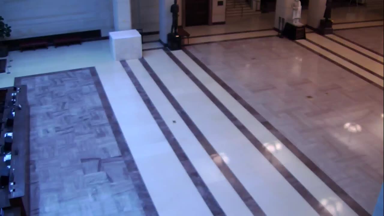 7141CVCULHVCUpperLobby_2021-01-06_08h20min00s567ms.mp4