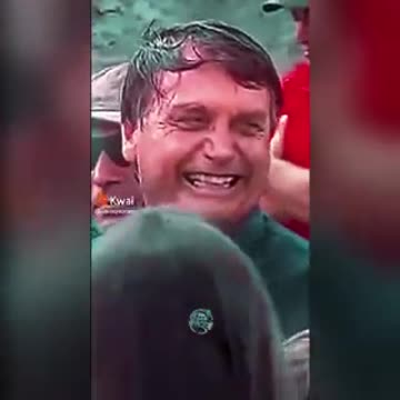 FINALMENTE A ÁGUA CHEGA AO HERÓICO POVO NORDESTINO.