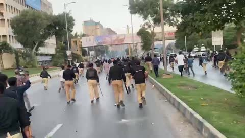 PTI workers protest at Shahrah-e-Faisal and Landhi Karachi shelling