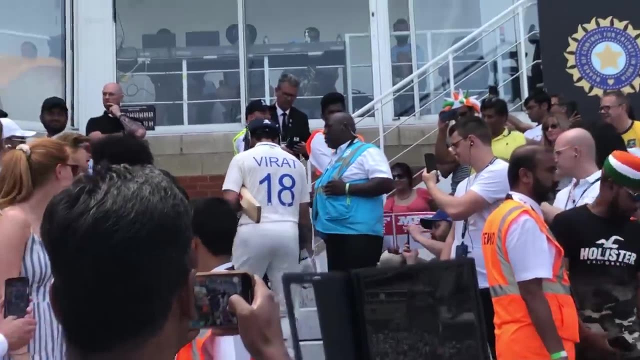Virat Kohli back to pavilion in WTC final