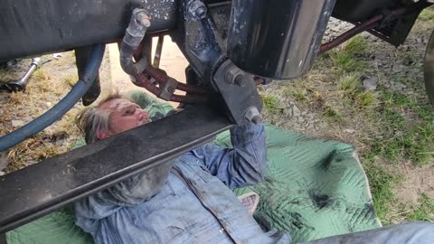 PATIENT HUSBAND EXPLAINS OIL PAN AND SUMP PUMP TO CLUELESS WIFE