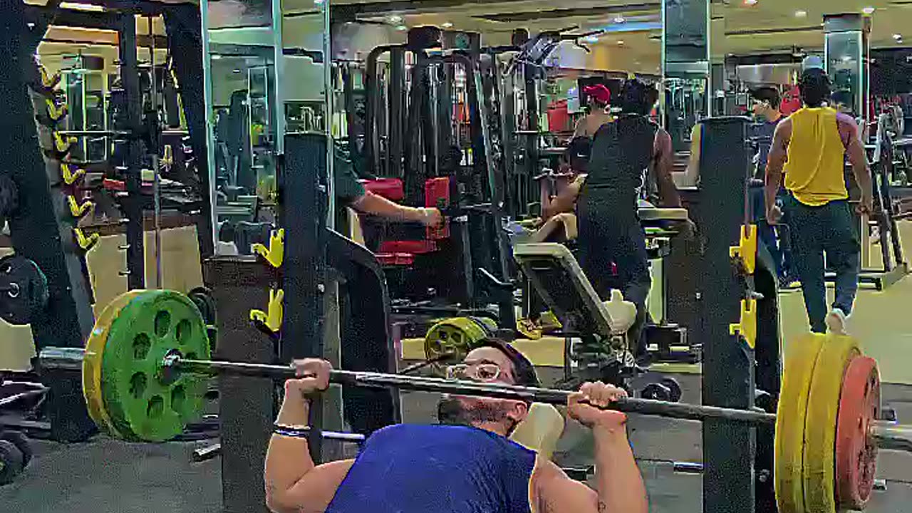 Incline bench press