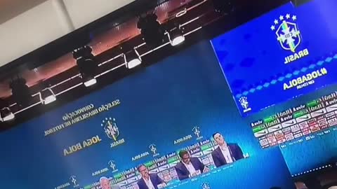 Melhor tu se aposentar antes da copa