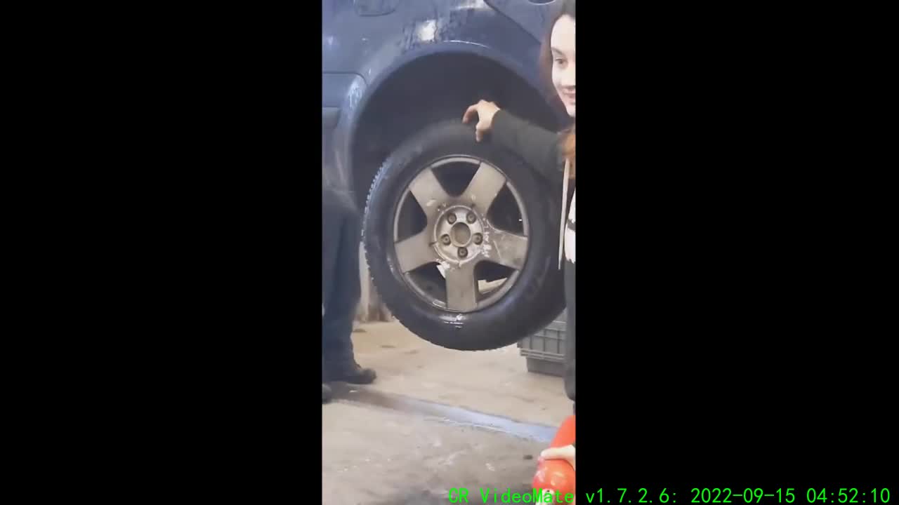 The man who drive that tires like this.