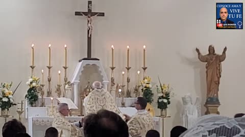 Bishop Athanasius Schneider Greets Our Audience in the Company of Luis Román/Traditional Mass