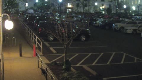 1671HQOB01NorthwestWalkway_2021-01-06_05h40min03s920ms.mp4