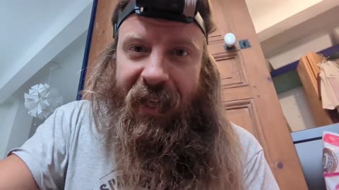 2022-10-02 (5) - Le principe du rangement - Twitch Triskelina (clip)