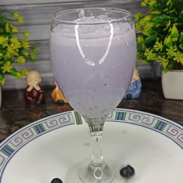 🫐 blueberry milkshake | blueberry milkshake recipe | #shorts #blueberry #youtuber #youtube #trending