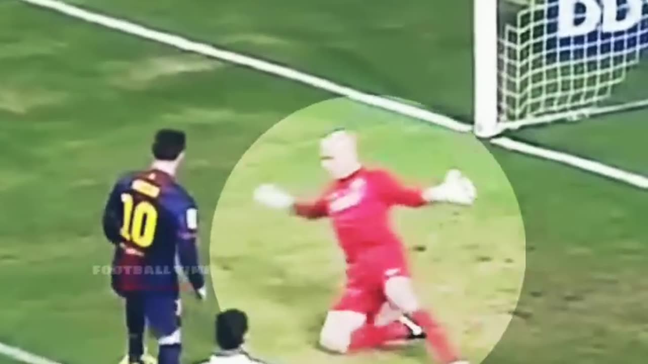 When a football moment is 120% non-standard ⚽⚽
