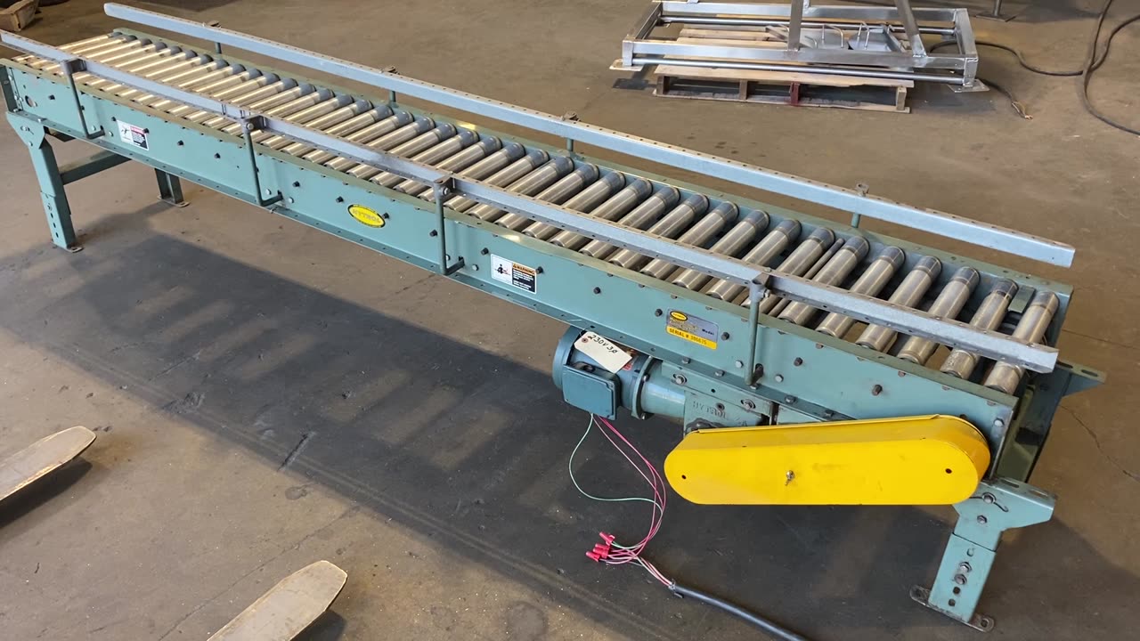 Hytrol Case Conveyor S/N 386675