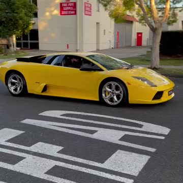 Lamborghini Turns Up to Cars and Coffee