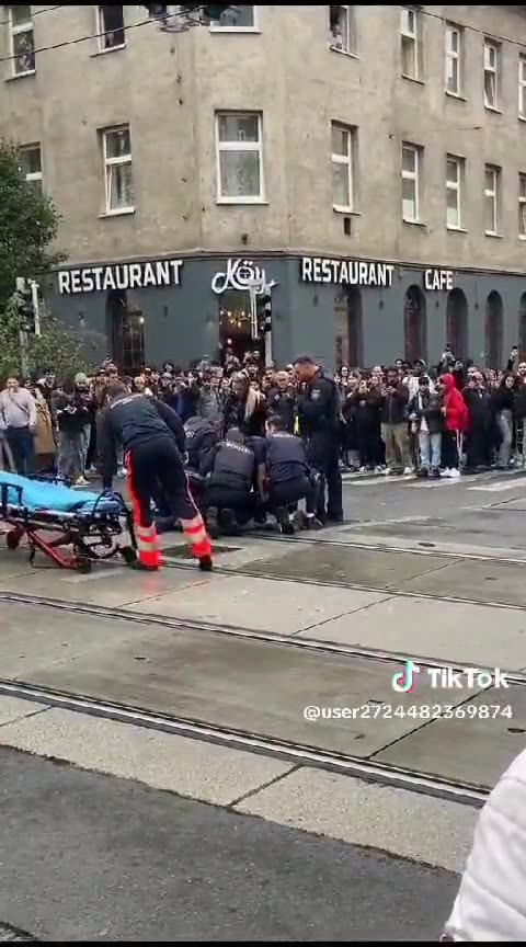 Wien: Polizei stellt Provokateur in Quellenstraße kalt