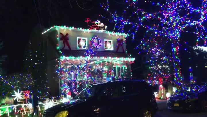 Christmas lights North Eastern Queens 2021