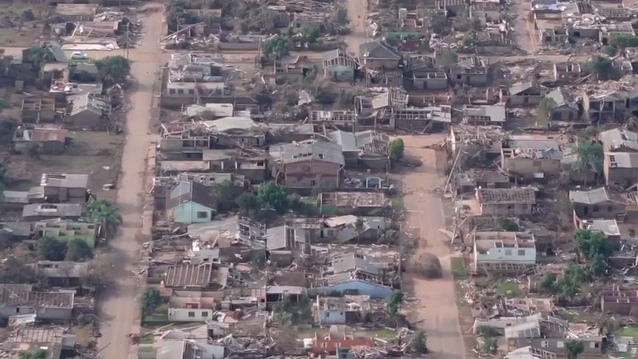 Marmitt/Estrela RS Esse bairro foi desativado ninguém pode mais morar aqui que tristeza.