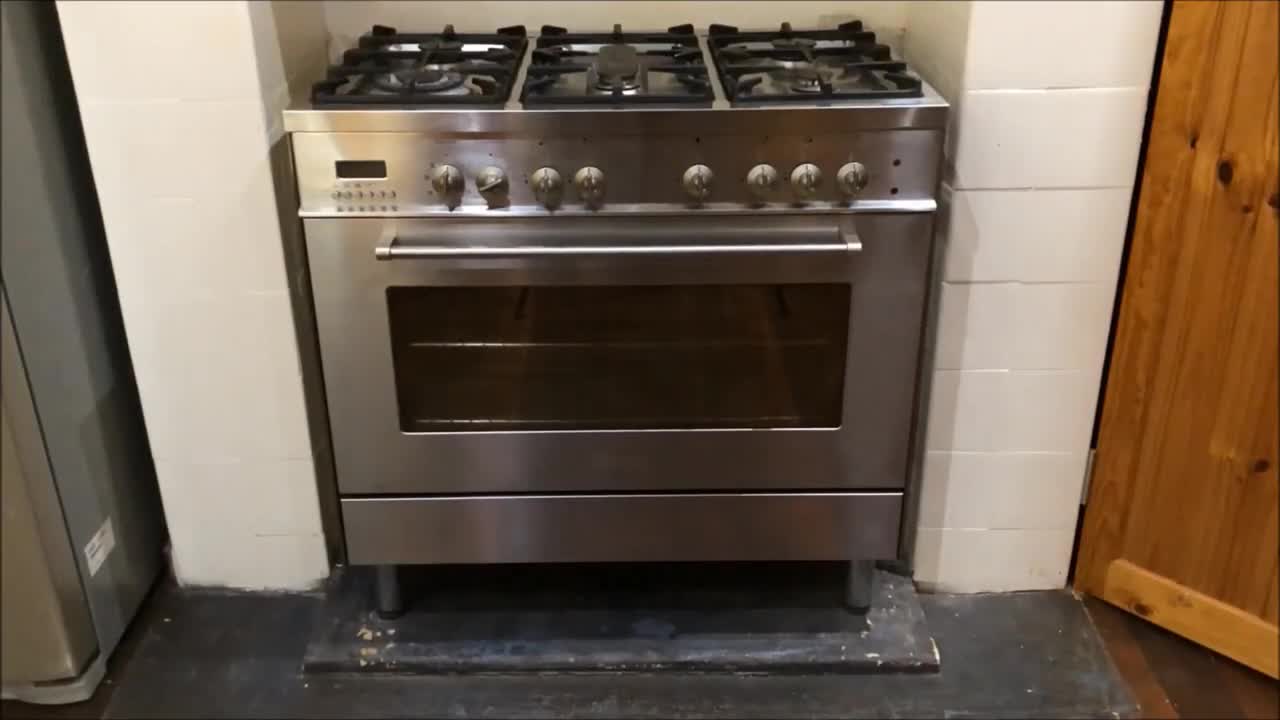 DeLonghi 90cm Oven