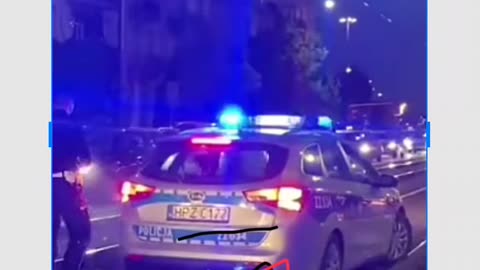 MiR : Police broke on rail track : registration number C177 and 177 shares 😀