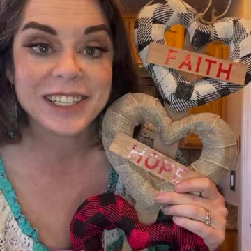 Dollar Tree Farmhouse Valentine’s DIY