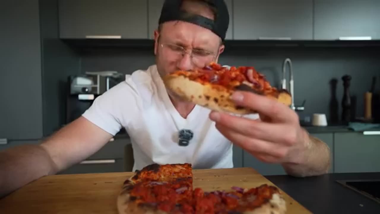 ICH TESTE ALLE SORTEN - DIE TK PIZZA VON STEFFEN HENSSLER!