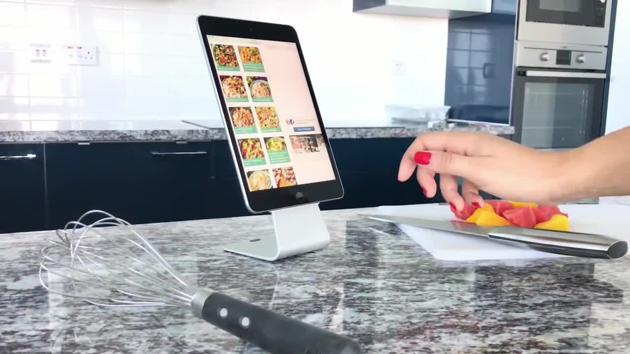 Wiplabs Slope - Universal Stand for Tablets & Smartphones