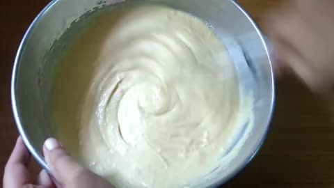 delicious custard cake