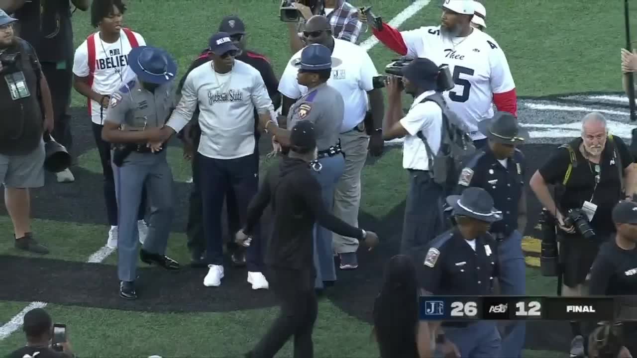 Deion Sanders and Eddie Robinson Jr.'s post-game handshake got a little heated 👀