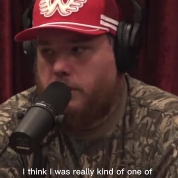 Luke Comb and Joe Rogan talk about Vine and Country Artists