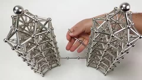 Tower Bridge made of Magnets | Magnetic Games