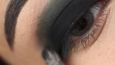 Smoke Eye makeup