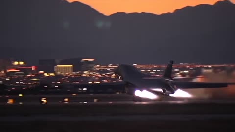 Stunning Video of B-1 Lancer in Action • Takeoff & Landing [Training Footage]2