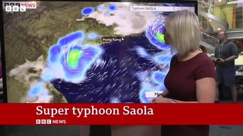 Super typhoon Saola moves closer to mainland China - BBC News