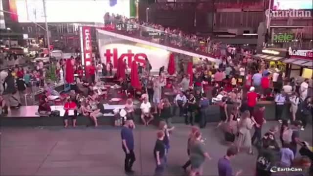 Panic in Times Square After Motorcycle Backfire “Mistaken ”For Gun Fire
