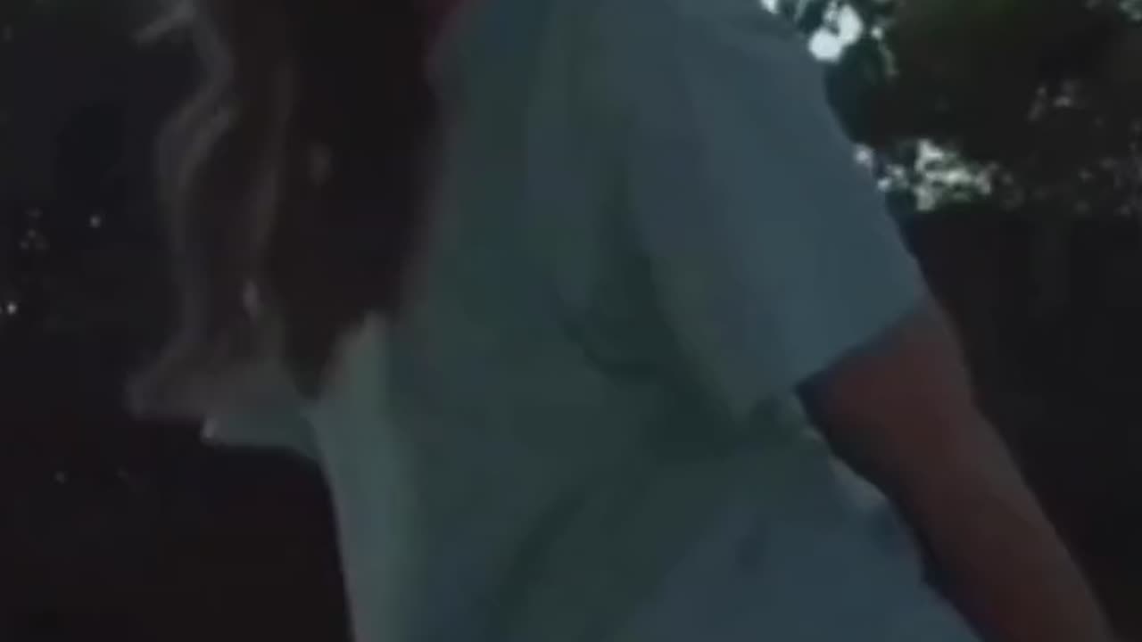 What is She Eating